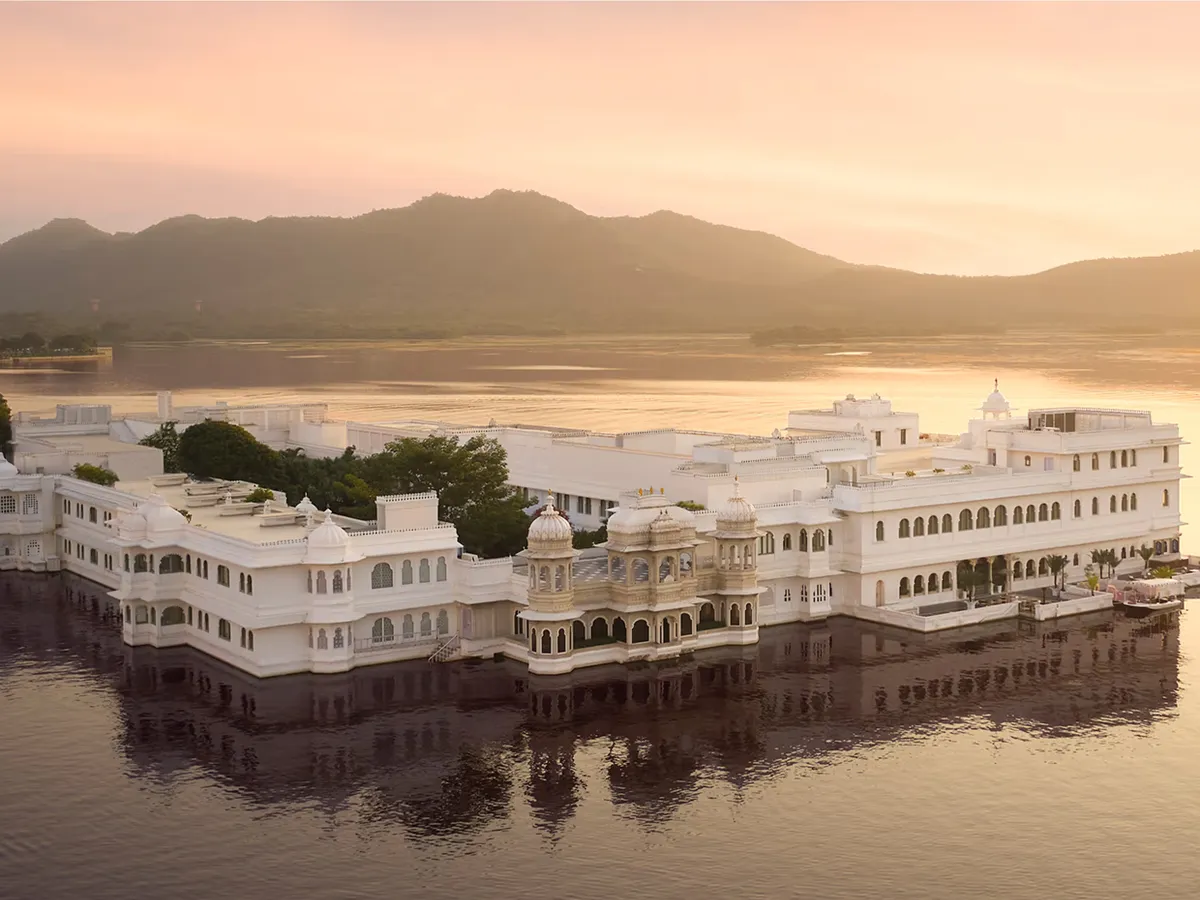 Taj Lake Palace Udaipur wedding venue